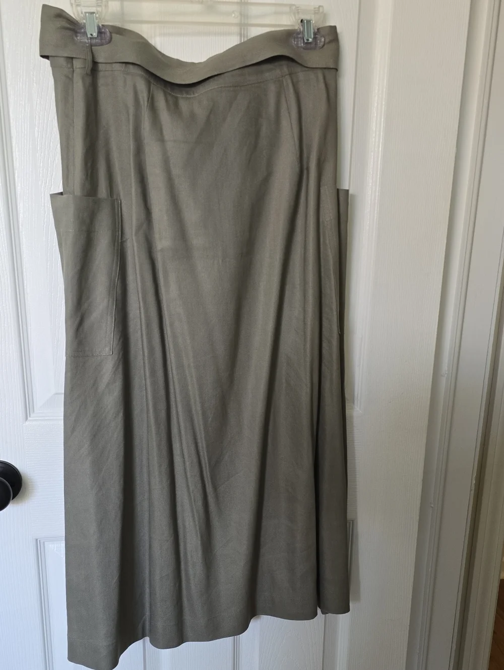 Modern Citizen Olive Midi Skirt with D-Ring Belt